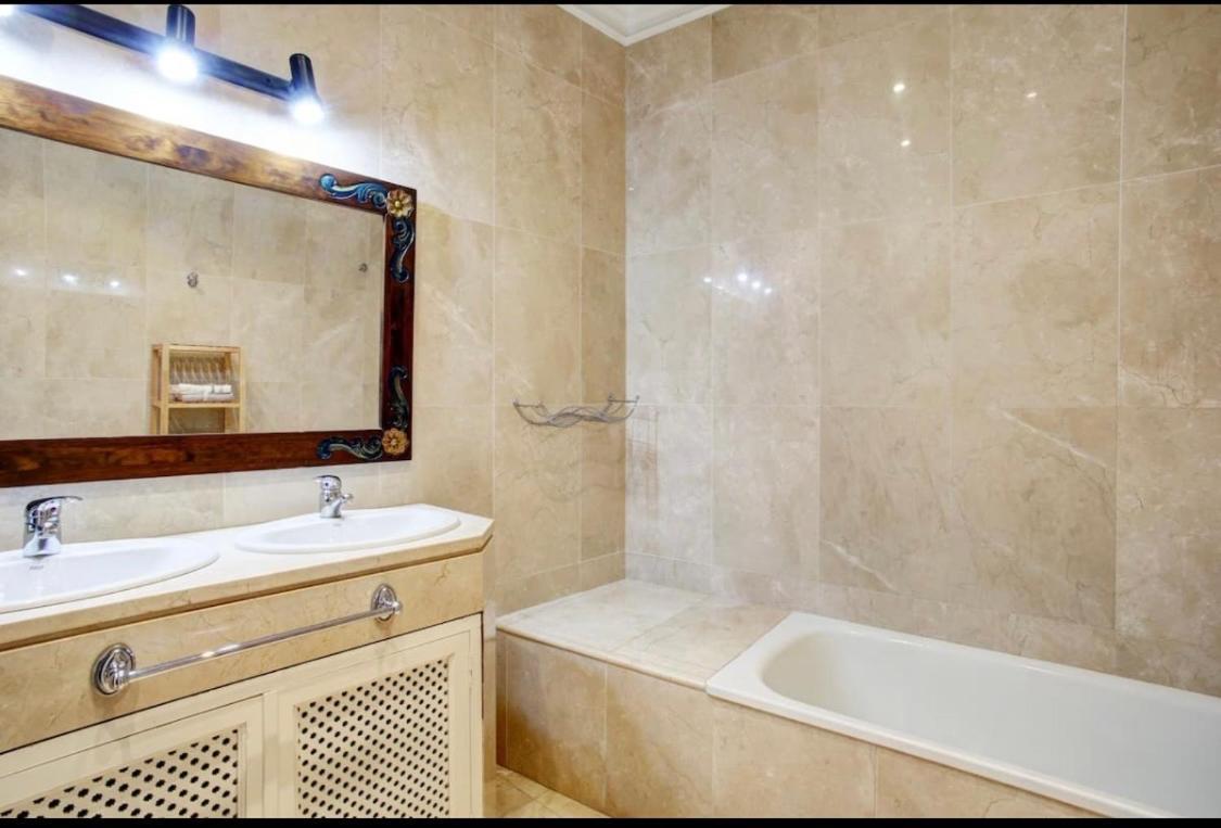Apartamento Centro Historico Ronda Bagian luar foto