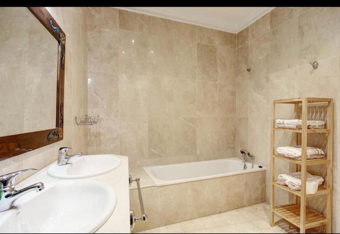 Apartamento Centro Historico Ronda Bagian luar foto